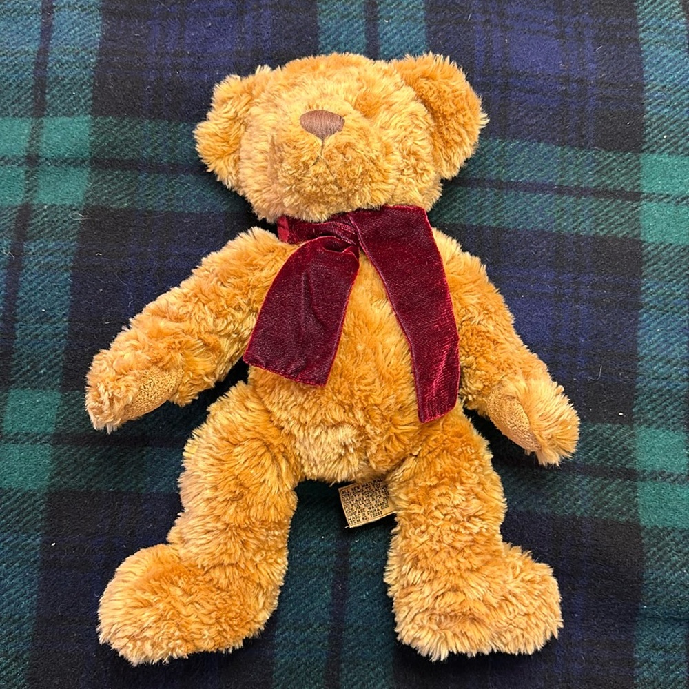 Vintage Timber Teddy Bear Russ Berrie & Co. for Macy's Golden‎ w/Burgundy Ribbon